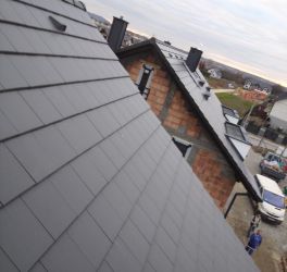 dach-zielonki-grimbud (2).jpg